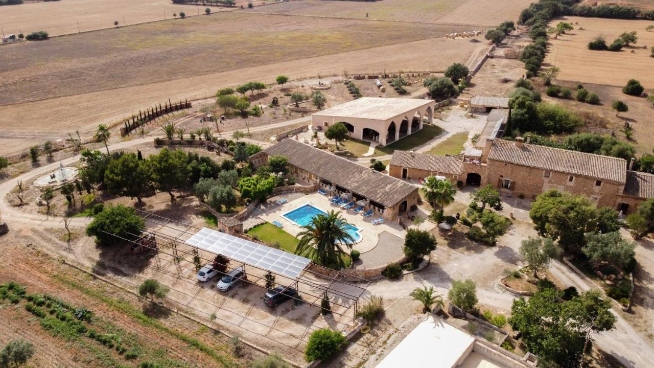 Son Llado Country house