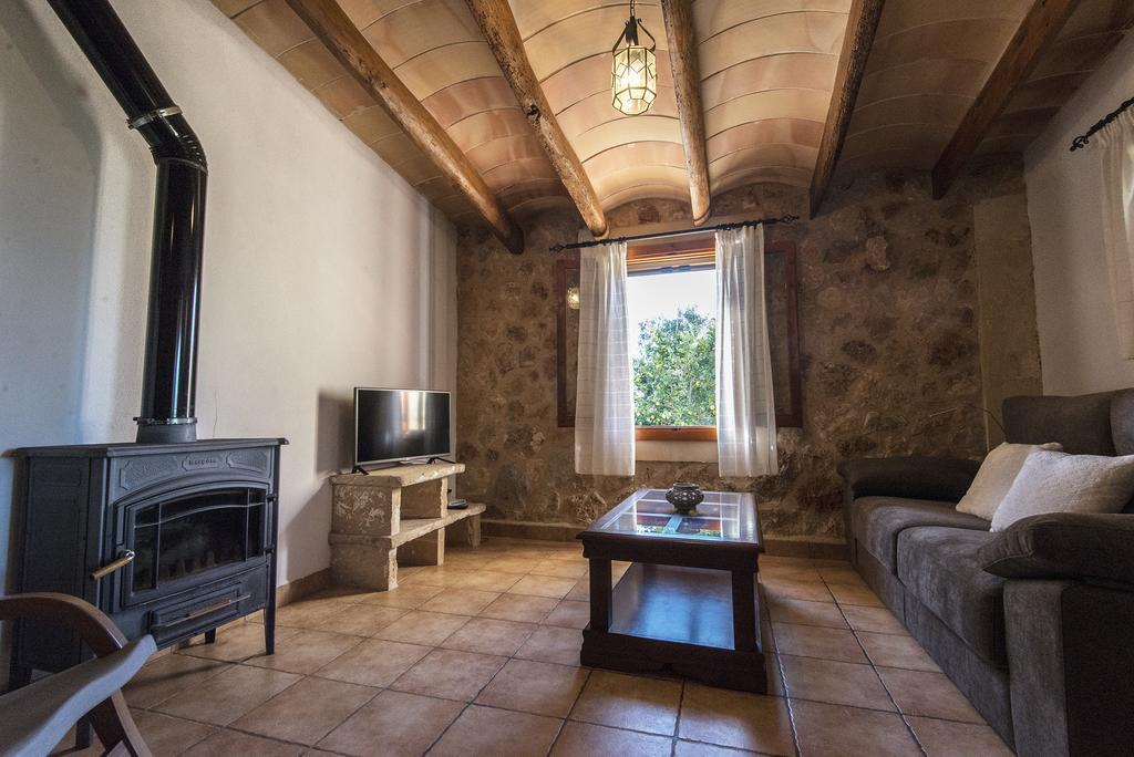Son Llado Country house