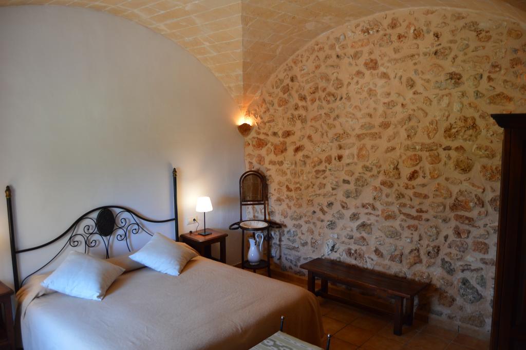 Son Llado Country house *
